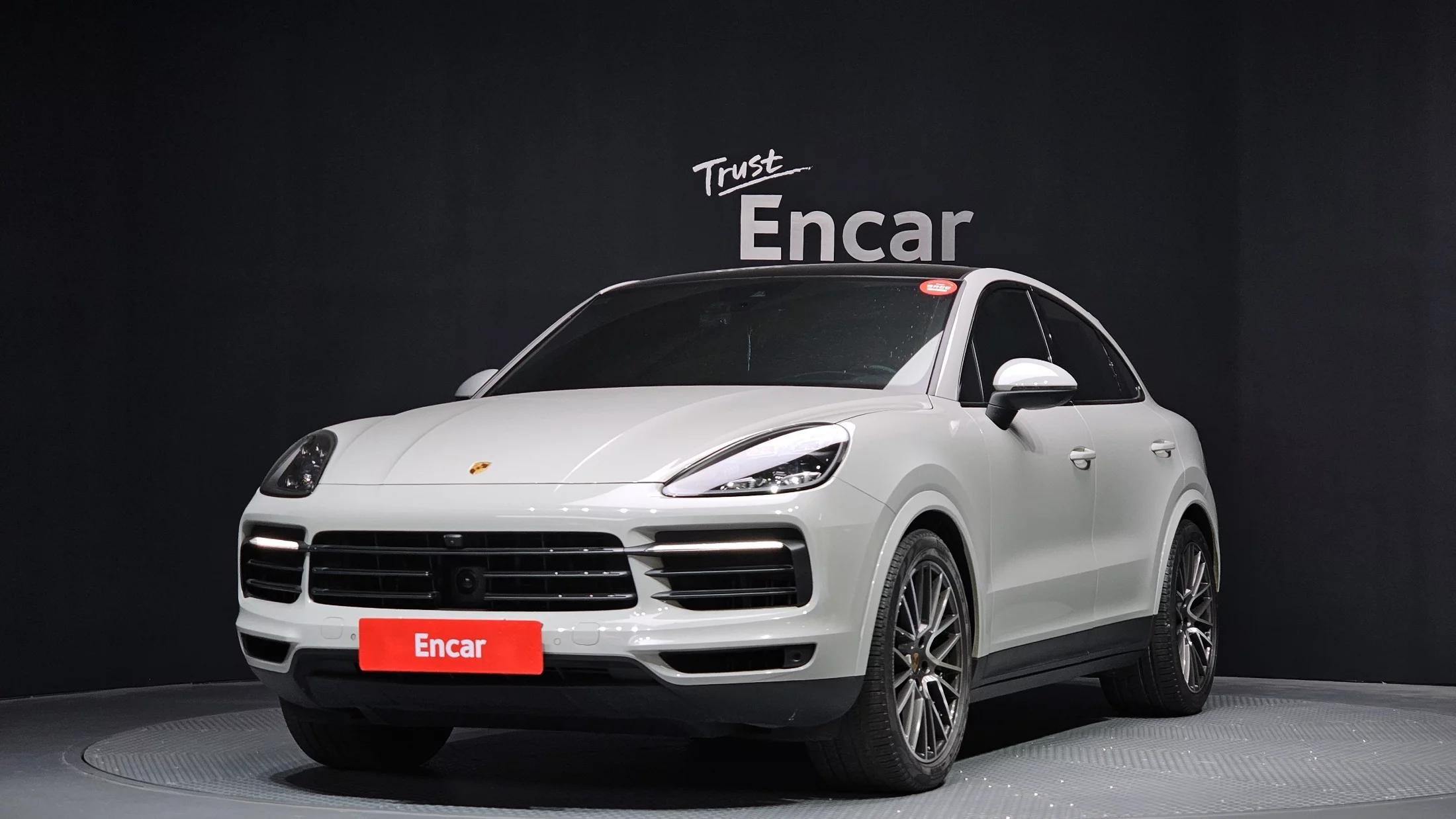 Porsche CAYENNE 3.0 Coupe, 2022 г. 80582 км.