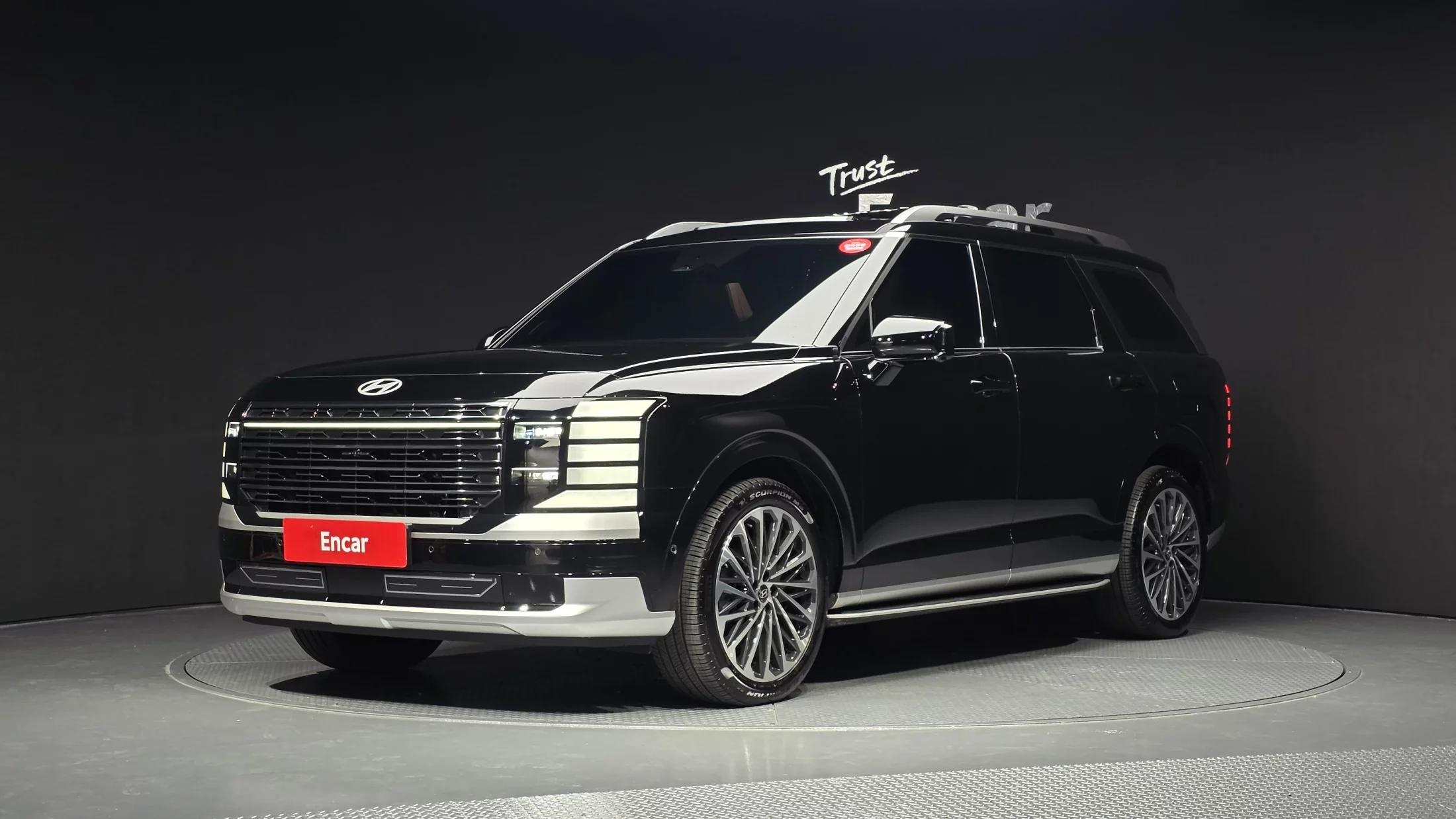 Hyundai Palisade HEV 2.5T 4WD 7-Seater Calligraphy, гибрид, 2025 г. 5722 км.