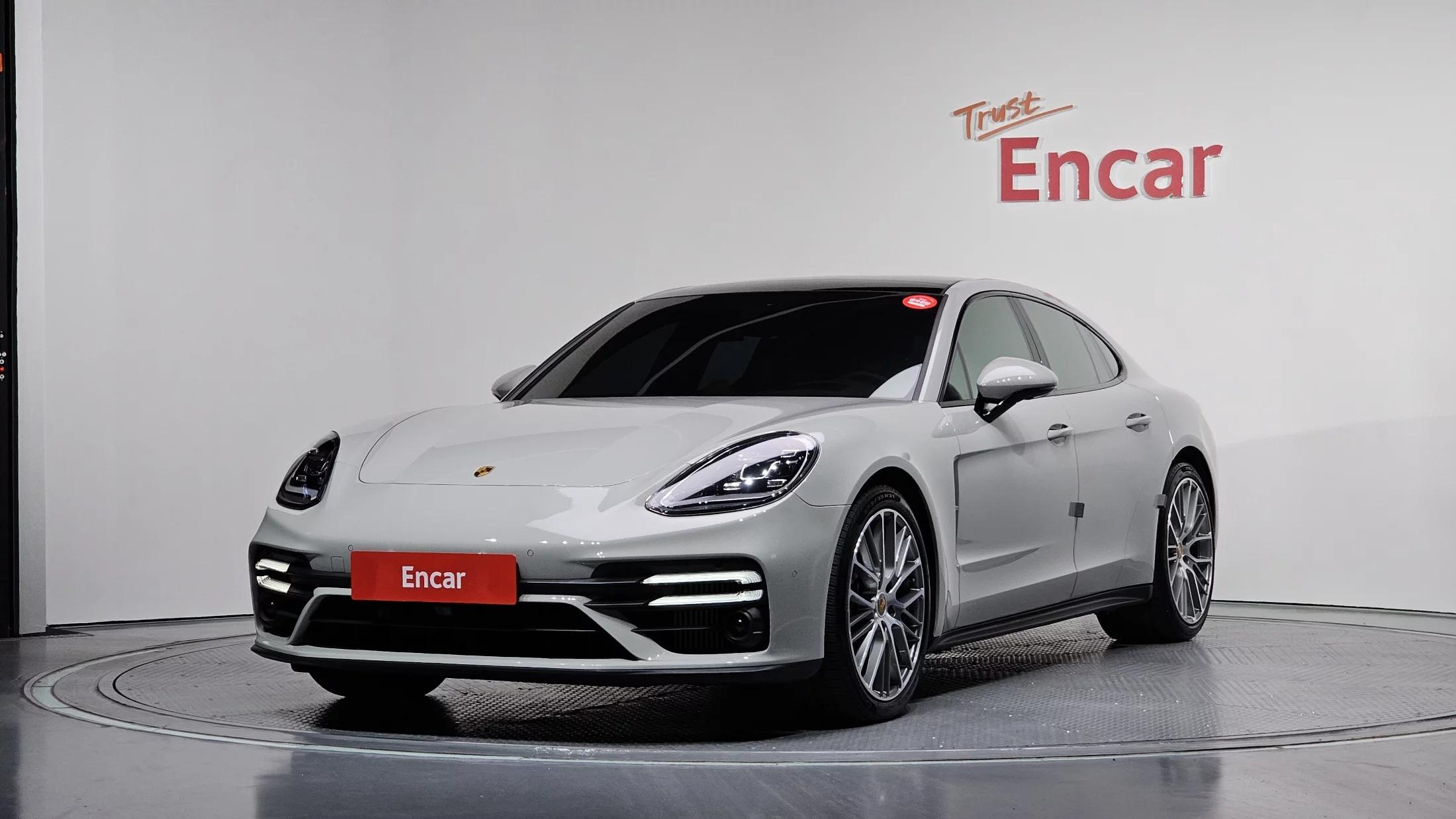 Porsche PANAMERA 2.9 AWD Platinum Edition, 2023 г. 19856 км.