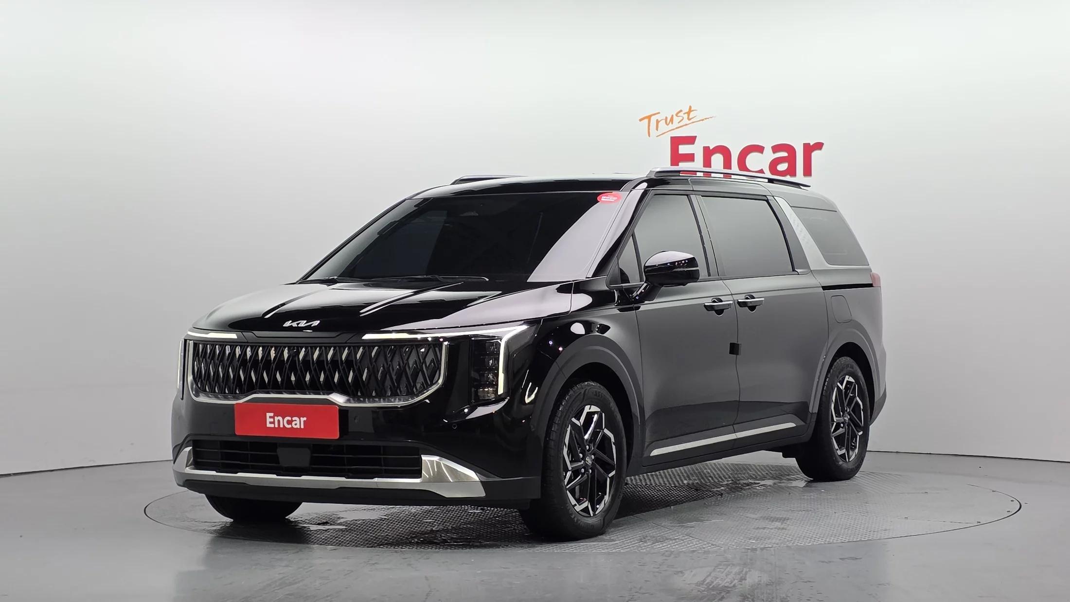 Kia Carnival Gasoline 9-Seater Noblesse, 2025 г. 8646 км.