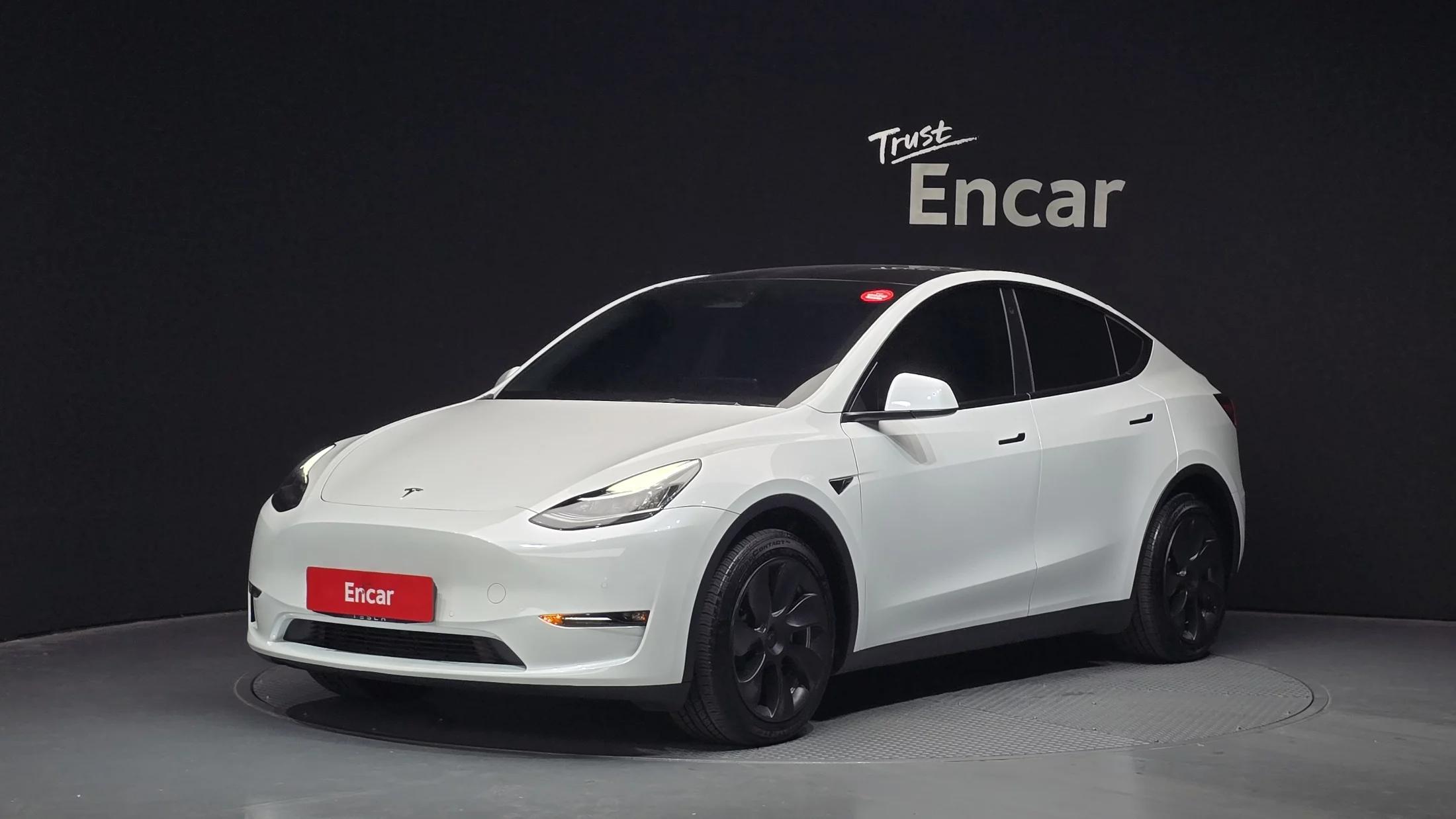 Tesla Model Y Long Range, электромобиль, 2022 г. 22364 км.