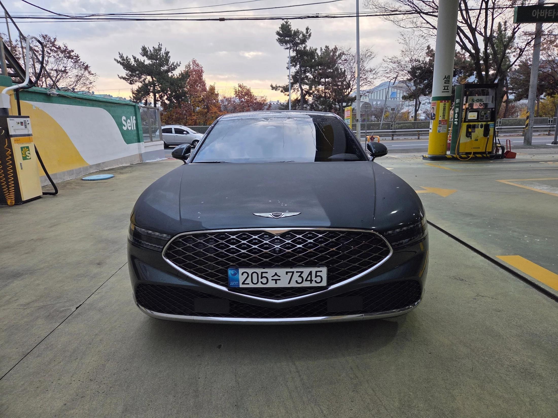 Genesis G90 Gasoline 3.5 Turbo 2WD, 2023 г. 116661 км.