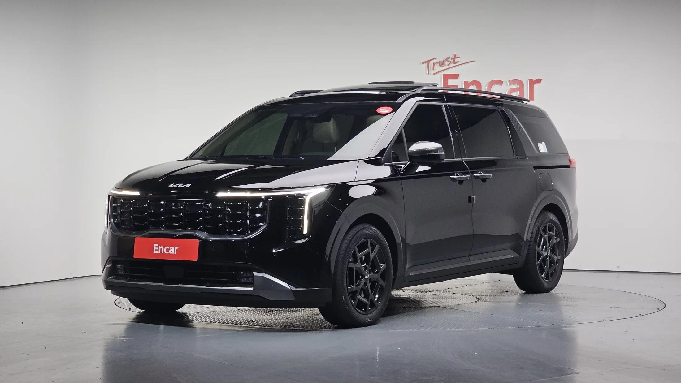 Kia Carnival 9-Seater Gravity, 2024 г. 96653 км.