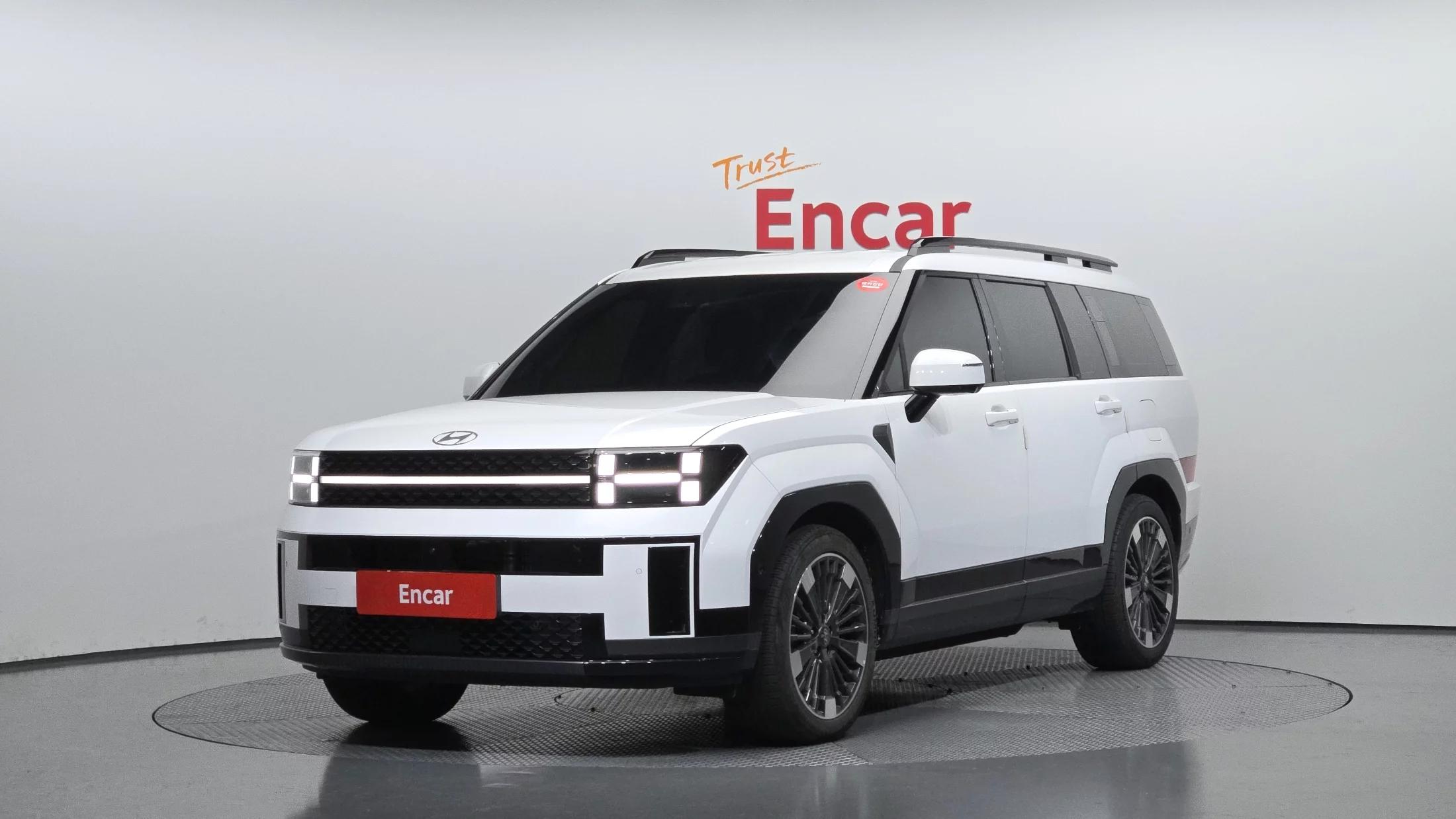 Hyundai Santa Fe HEV 1.6 4WD Calligraphy, гибрид, 2023 г. 10161 км.