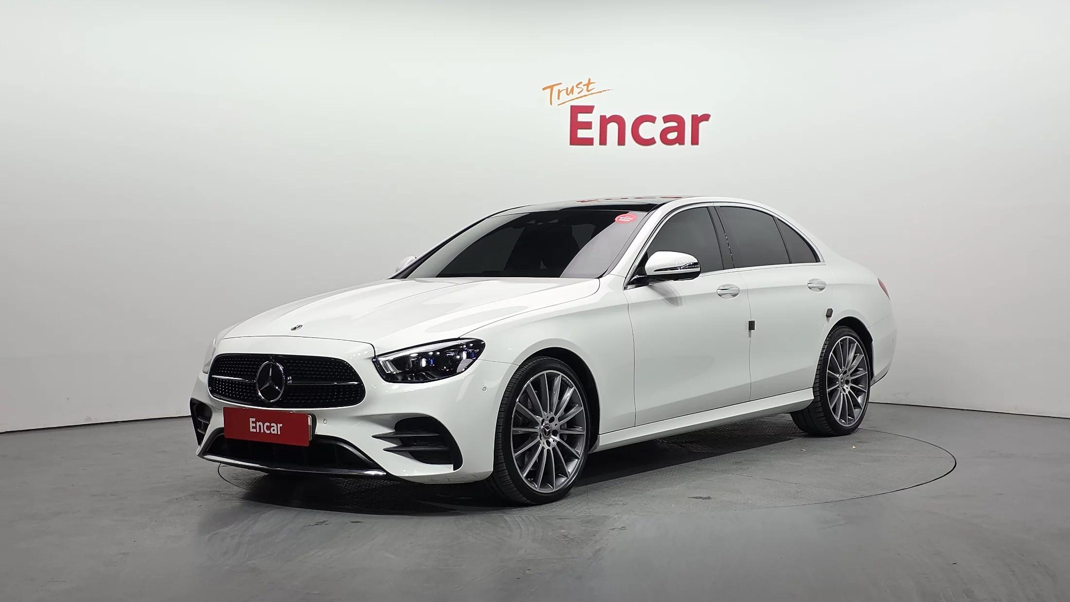 Mercedes-Benz E-Class E350 4MATIC AMG Line, 2022 г. 25993 км.