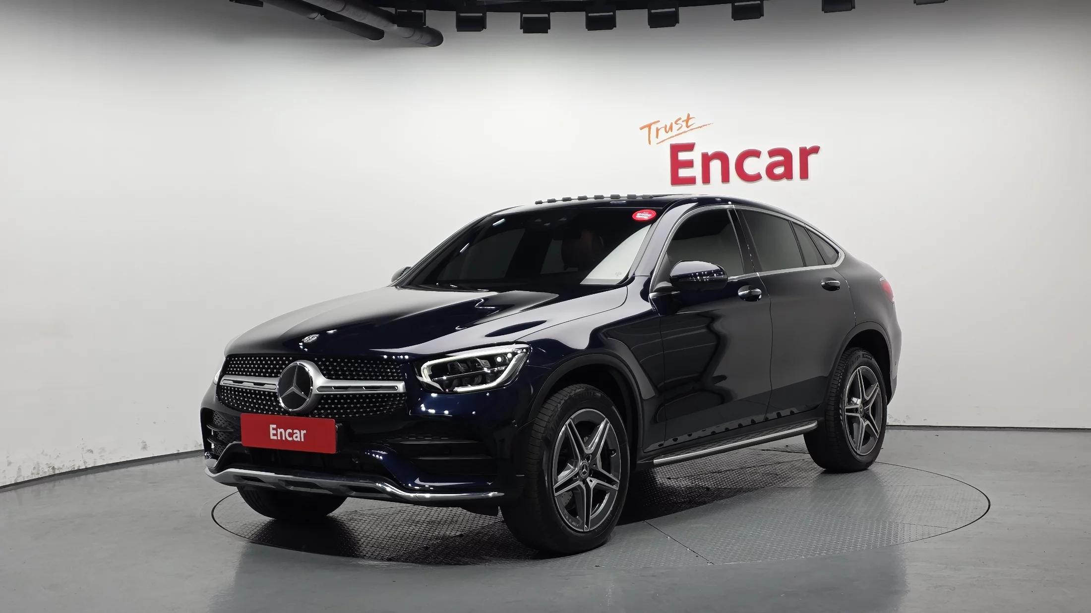 Mercedes-Benz GLC-Class GLC300e 4MATIC Coupe, гибрид, 2022 г. 36634 км.