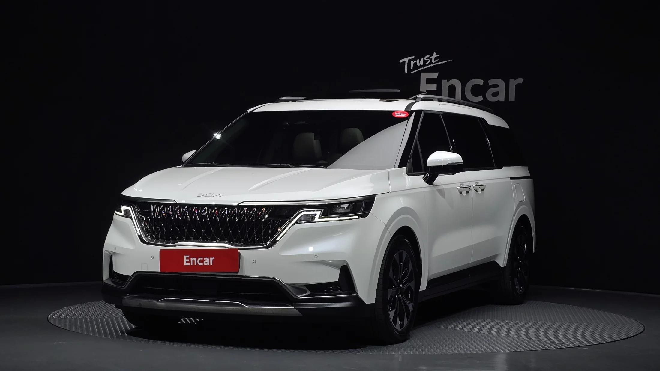 Kia Carnival Gasoline 7-Seater Outdoor Noblesse, 2023 г. 23271 км.