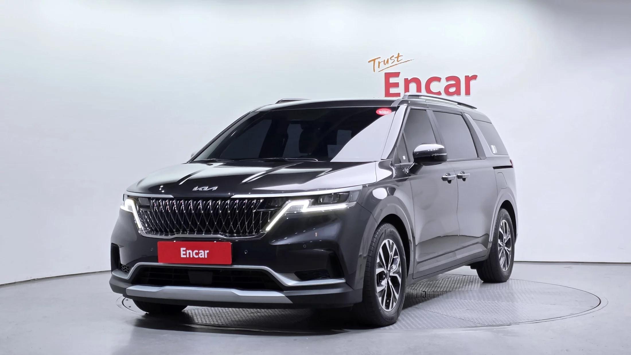 Kia Carnival 9-Seater Prestige, 2023 г. 75539 км.