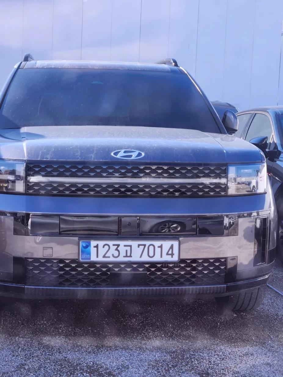 Hyundai Santa Fe Gasoline 2.5T 4WD Calligraphy, 2023 г. 28246 км.