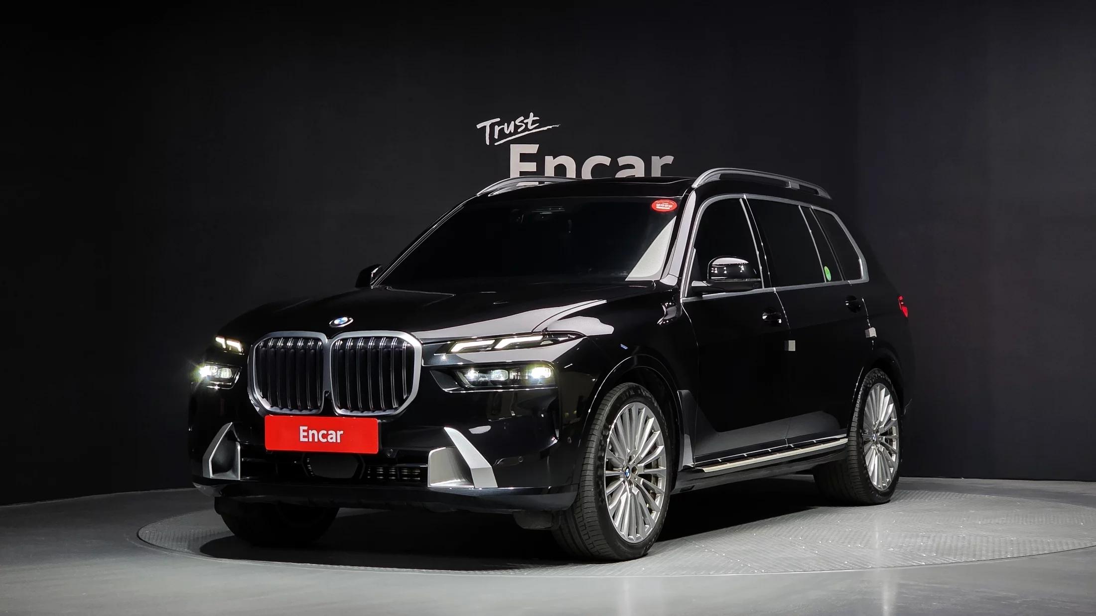 BMW X7 xDrive 40i Design Pure Excellence 7-Seater, 2022 г. 36765 км.