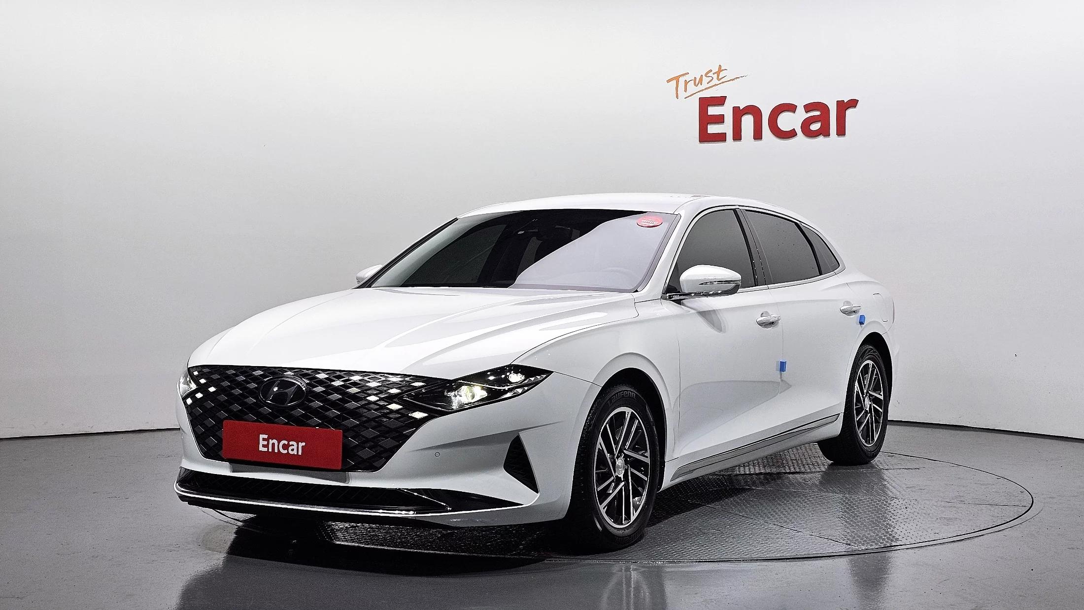 Hyundai Grandeur 2.5 Premium, 2022 г. 70930 км.