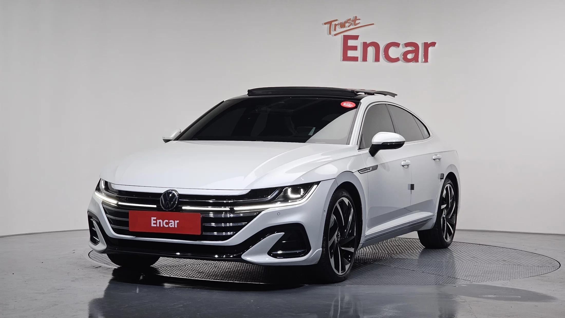 Volkswagen ARTEON 2.0 TDI R-LIINE 4Motion, 2022 г. 32742 км.